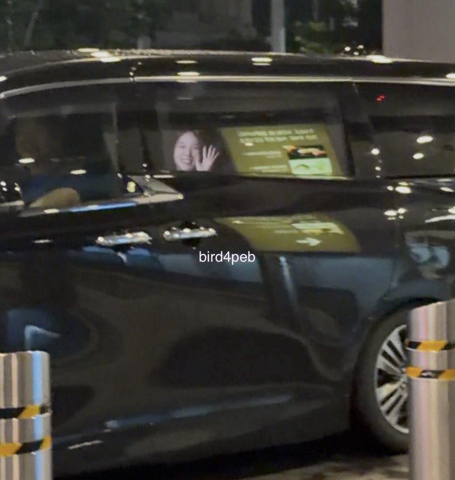 elizabeth 🐥🤙🏻 tweet media