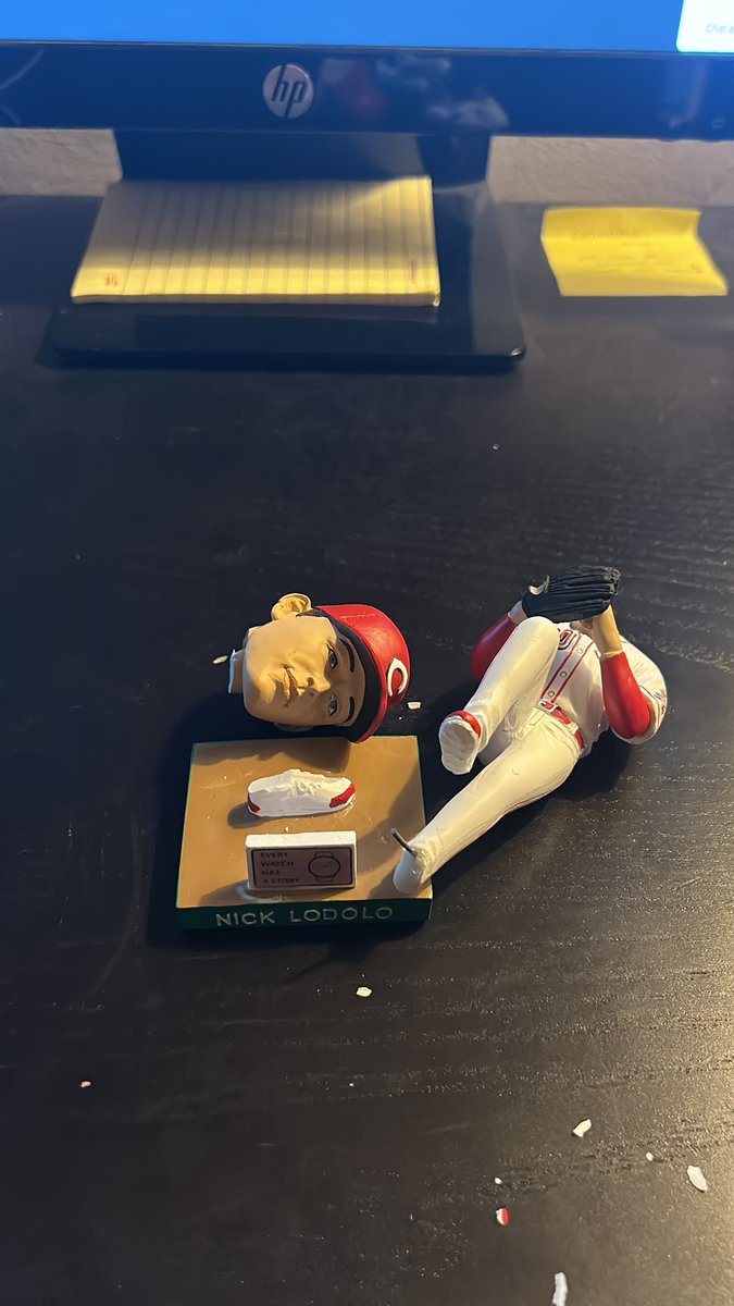 Recey Hindsy tweet media