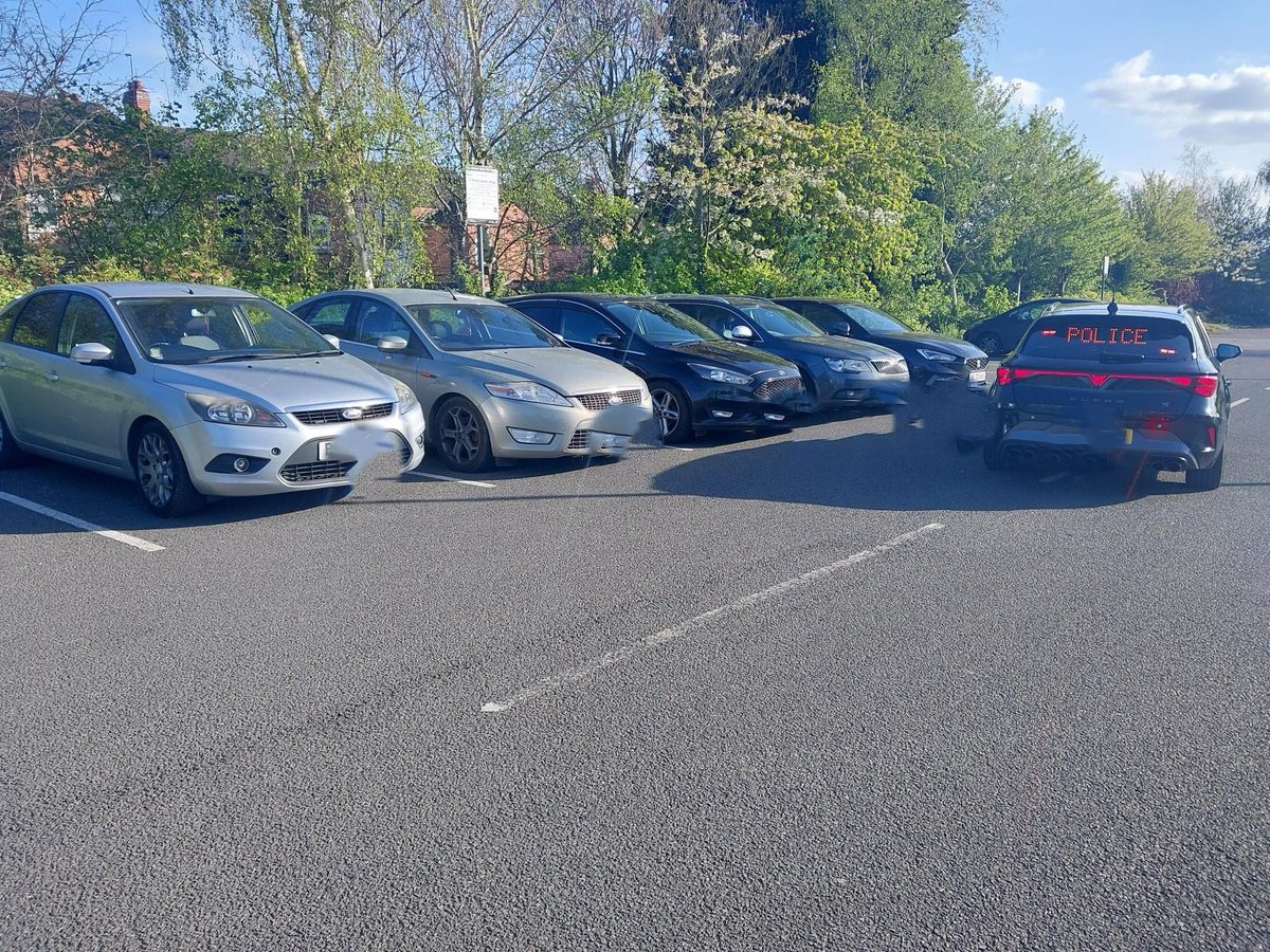 Trafficwmp's tweet photo. D-Unit #WMPANPRInterceptors have been conducting #OpSpotlight and #OpDriveInsured patrols, targeting drivers not wearing their seatbelts and without insurance.
Over our first few days,we have seized 22 vehicles for no insurance and reported 16 drivers for seatbelt offences. https://t.co/bylD8ER8dH