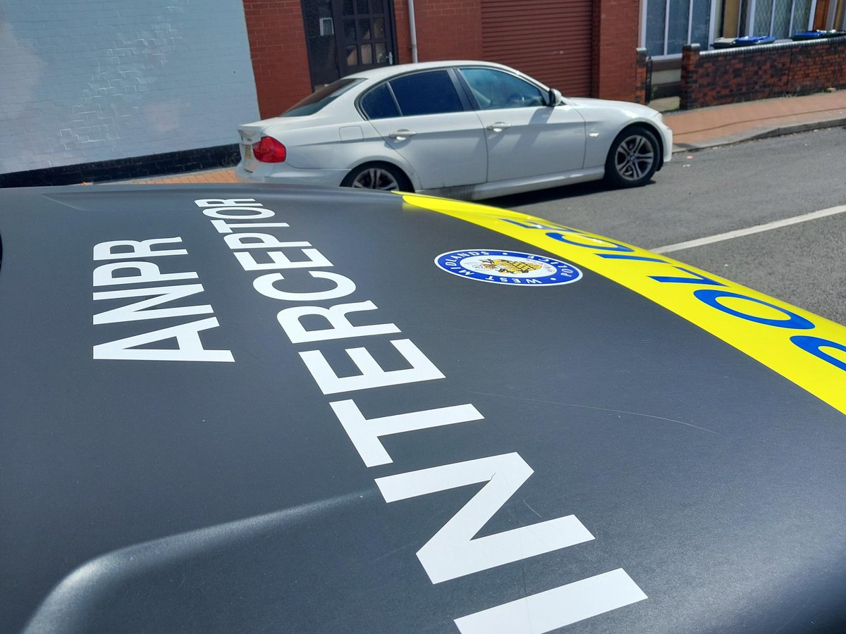 Trafficwmp's tweet photo. D-Unit #WMPANPRInterceptors have been conducting #OpSpotlight and #OpDriveInsured patrols, targeting drivers not wearing their seatbelts and without insurance.
Over our first few days,we have seized 22 vehicles for no insurance and reported 16 drivers for seatbelt offences. https://t.co/bylD8ER8dH