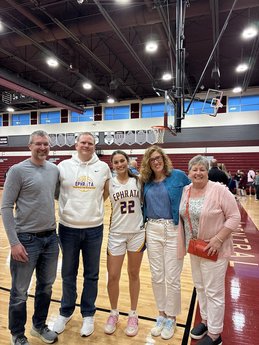 Ephrata Lady Mounts Basketball tweet media