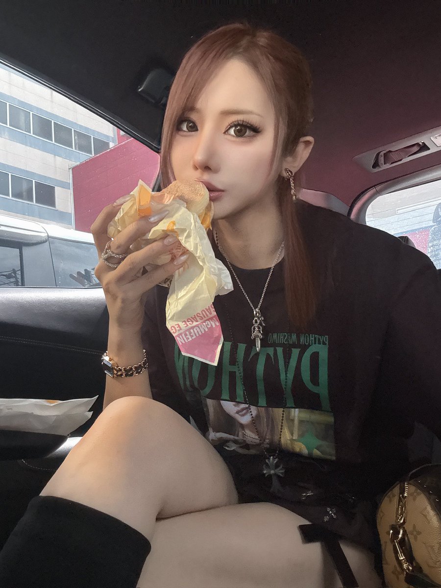 ましも🍑🦍 tweet media