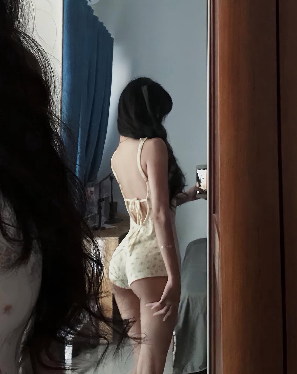 Linh Nhi tweet media