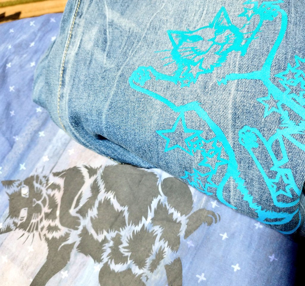 にゃんこ博覧会(大阪グランフロント)
５／2.3両日参加です。
R-38ブース入り口すぐで
お待ちしております。
エコバッグやら、パンツやらスカートやらなんやかや色々
持っていきますよ〜。
#にゃんこ博覧会2026