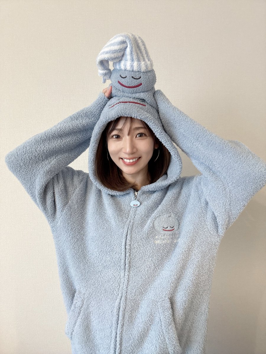 【全新未使用】スタバ×ジェラピケ　上着とズボン2点セット 水色 Vジャンプの連載コラムには、文章に加えてテーマに沿った写真が毎回