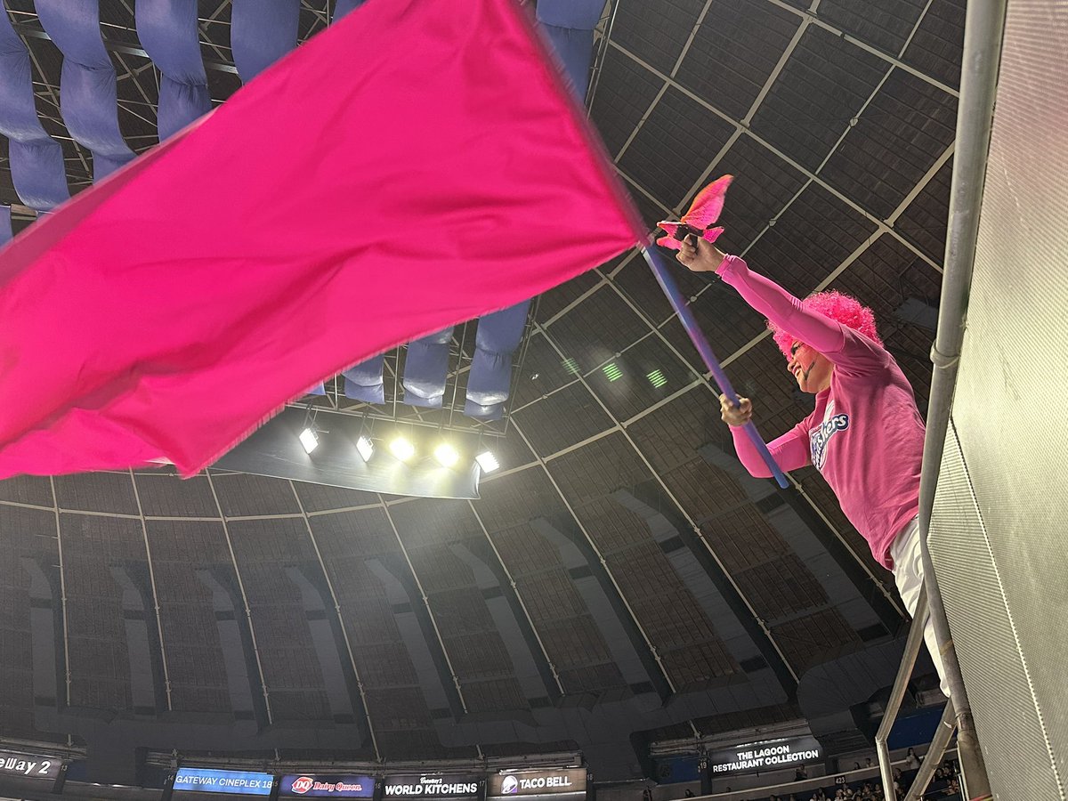 Alan Acero tweet media