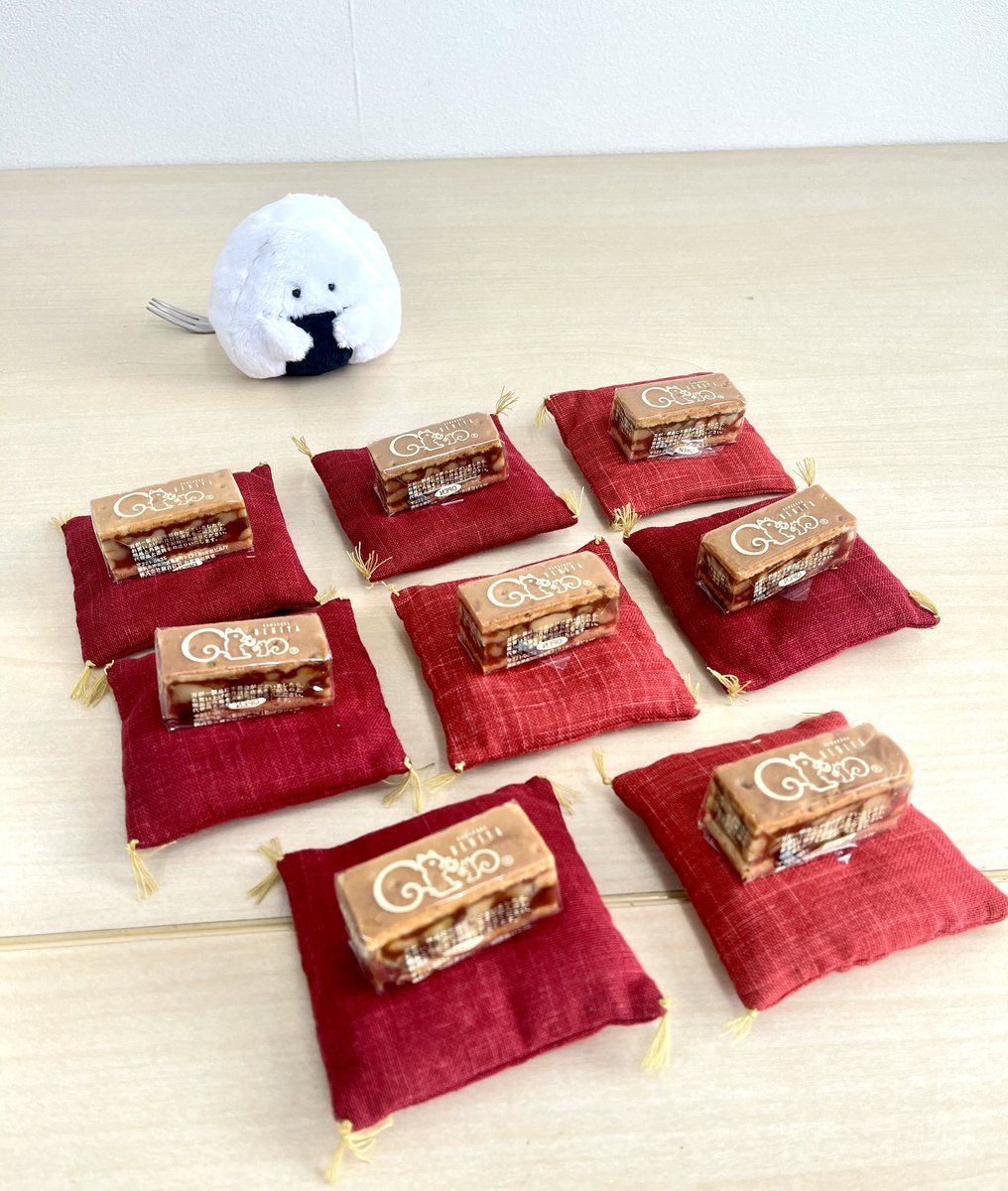 ぎゅっとおにぎりさん［公式］逸品社🍙 tweet media