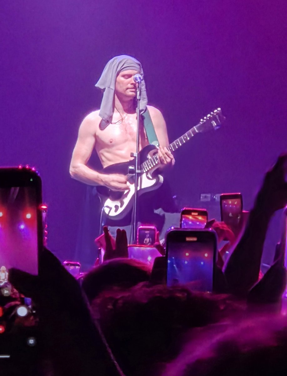 postcrucifixion tweet media