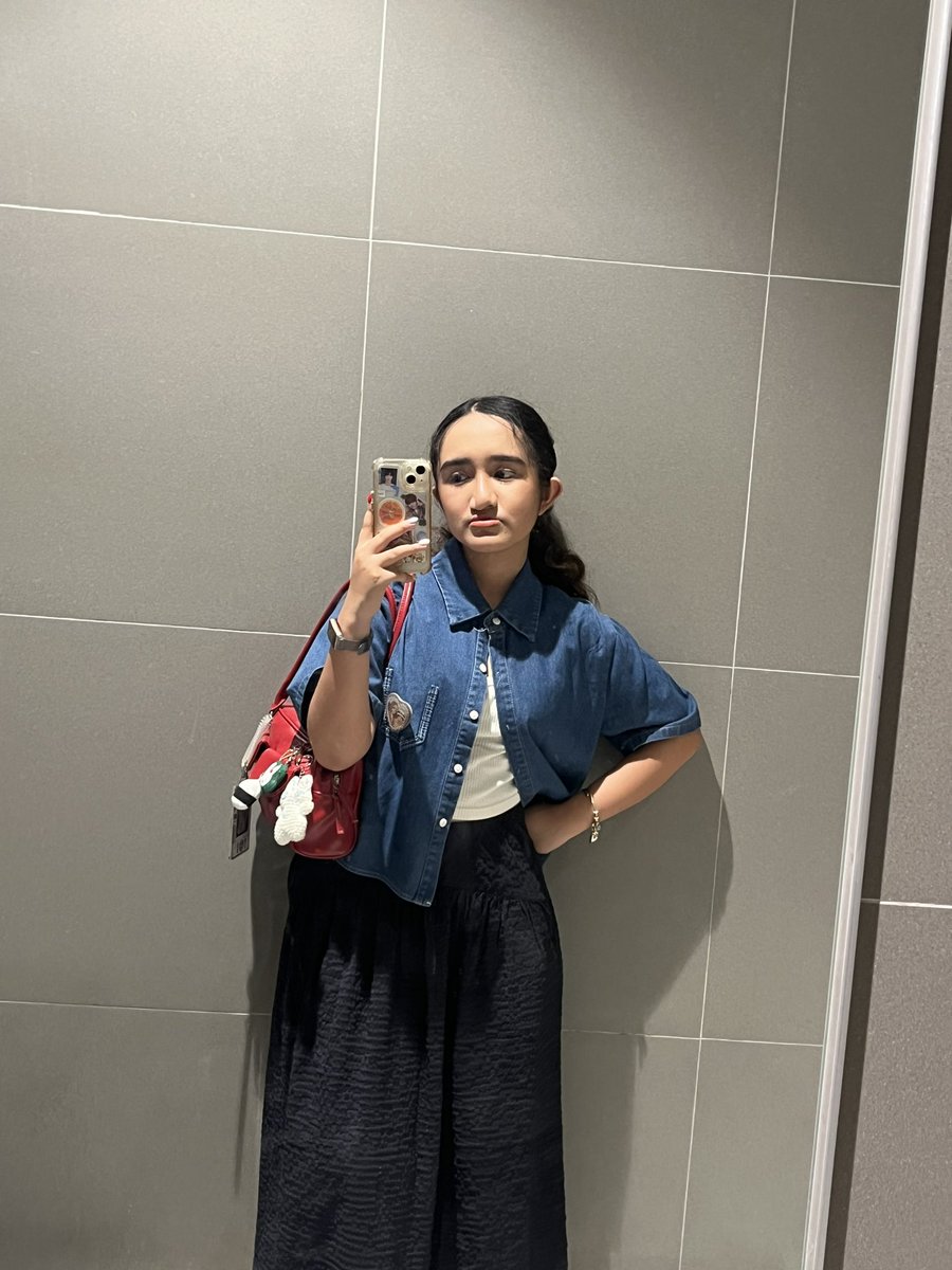 lyn ঌ tweet media