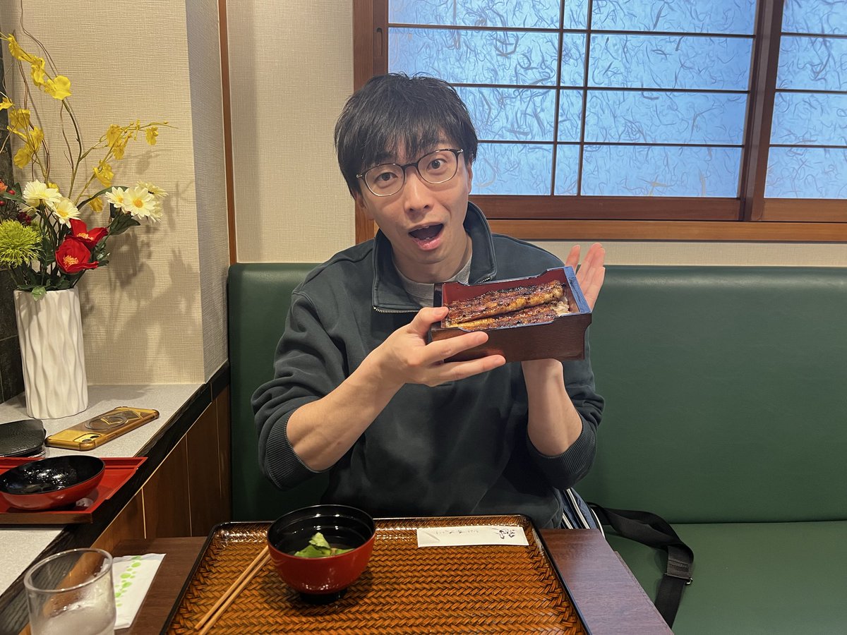 まーと tweet media