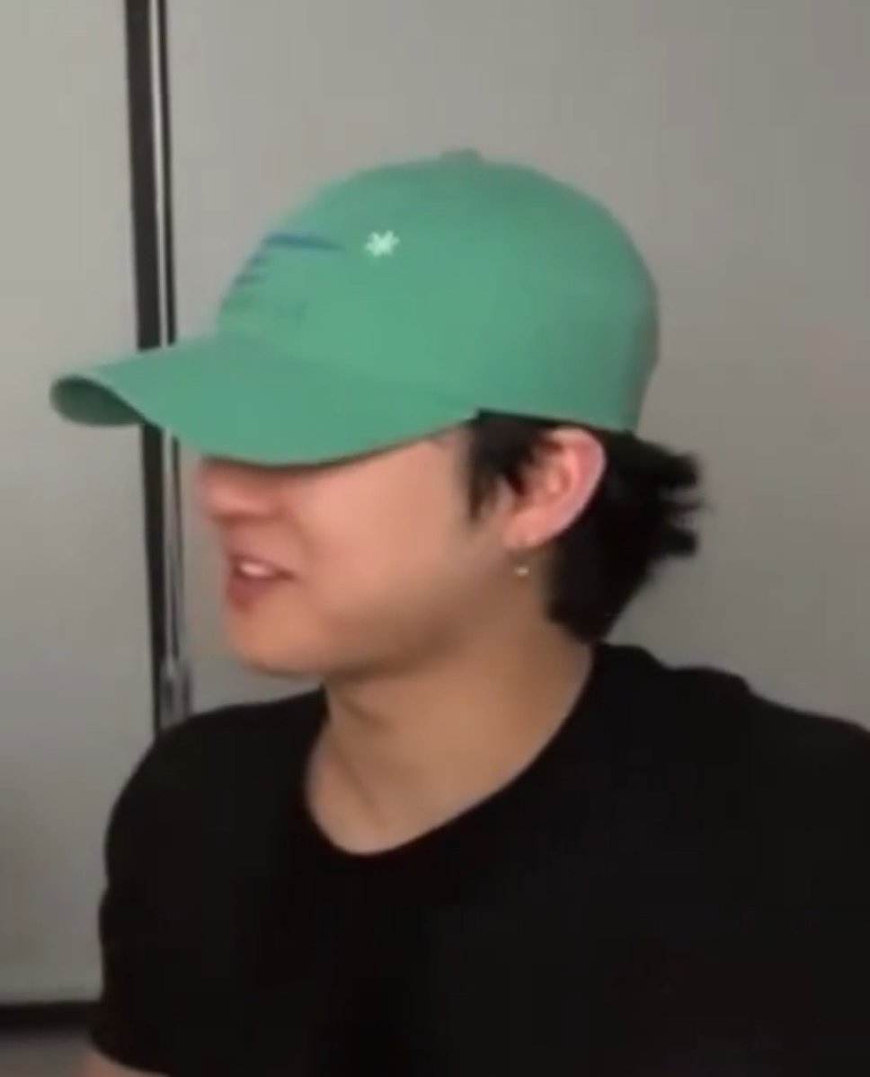 ana ❤︎ binnie ! tweet media