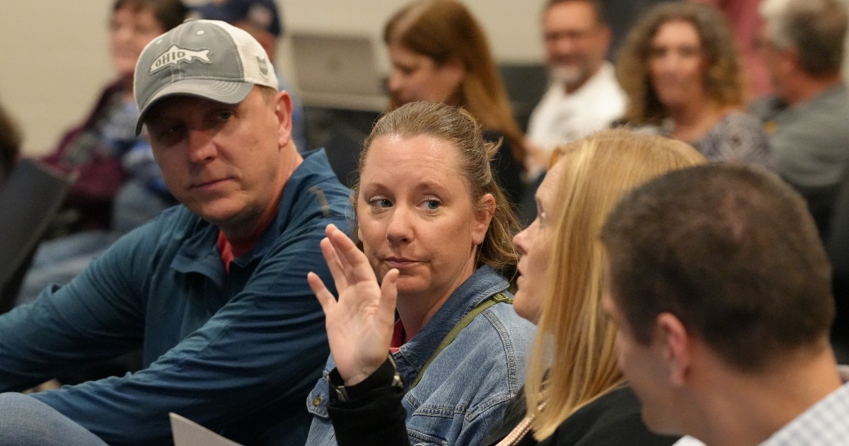 OHschoolboards's tweet image. A great conversation in Marysville tonight.

Community members and school leaders came together for OSBA’s Forward Together Town Hall to talk about the issues impacting public education.

More to come.

#OhioSchools #PublicEducation