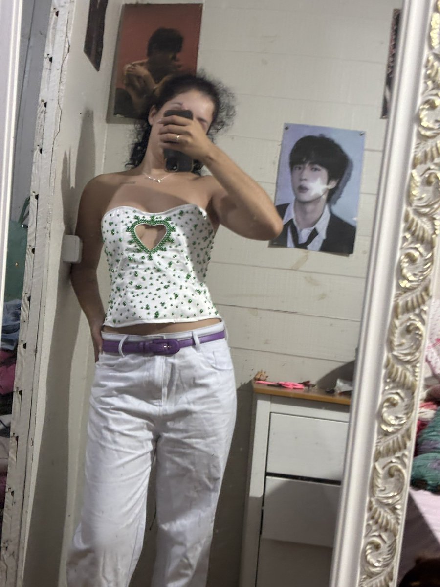 Ella 🍓 tweet media