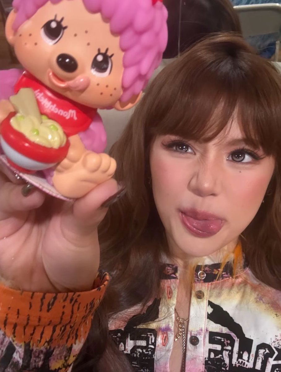 jumaloi ౨ৎ tweet media