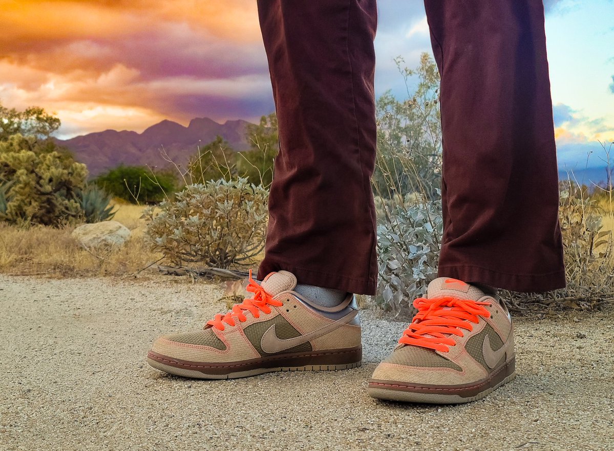 beiberlove69's tweet image. Everyone is so near
Everyone has got the fear
It's holding on

It's holding on
#kotd @nikesb