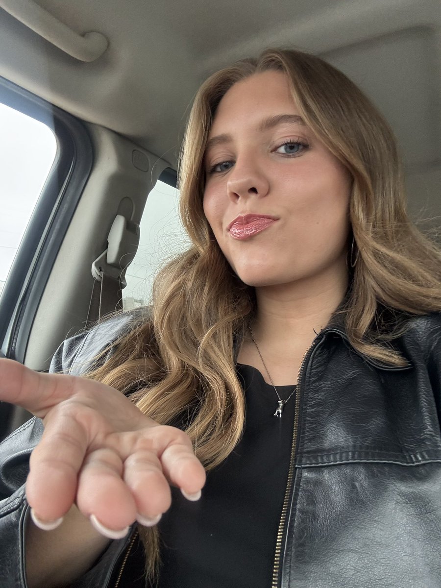 Goddess Hope tweet media