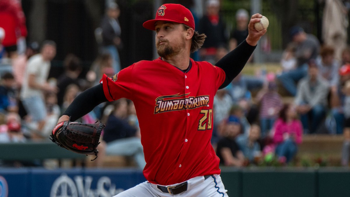 🔴 A no-hitter in a loss?
⚫️ More errors (3) than runs (2) or hits (1)?
🔴 An All-Star pitcher rehabbing!

The Jumbo Shrimp/Stripers game really had it all: atmlb.com/3OxjPRK