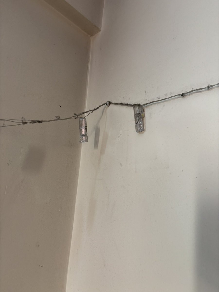 krishsthoughts's tweet photo. @nobrokercom @NoBrokerCare 
Booked home cleaning service through nobroker and the service is not satisfactory. They have left many places without cleaning. I even raised complaint for the same but there is no use as they say that they will connect within 24-48hours https://t.co/kfug5rK6SL