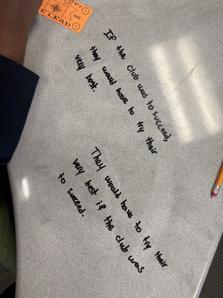 CFISDHigdon's tweet image. We practiced writing complex sentences, shared with the class, and celebrated our hard work! @CFISDWells @CFISDWells4th #ExploreWells #WeAreWells