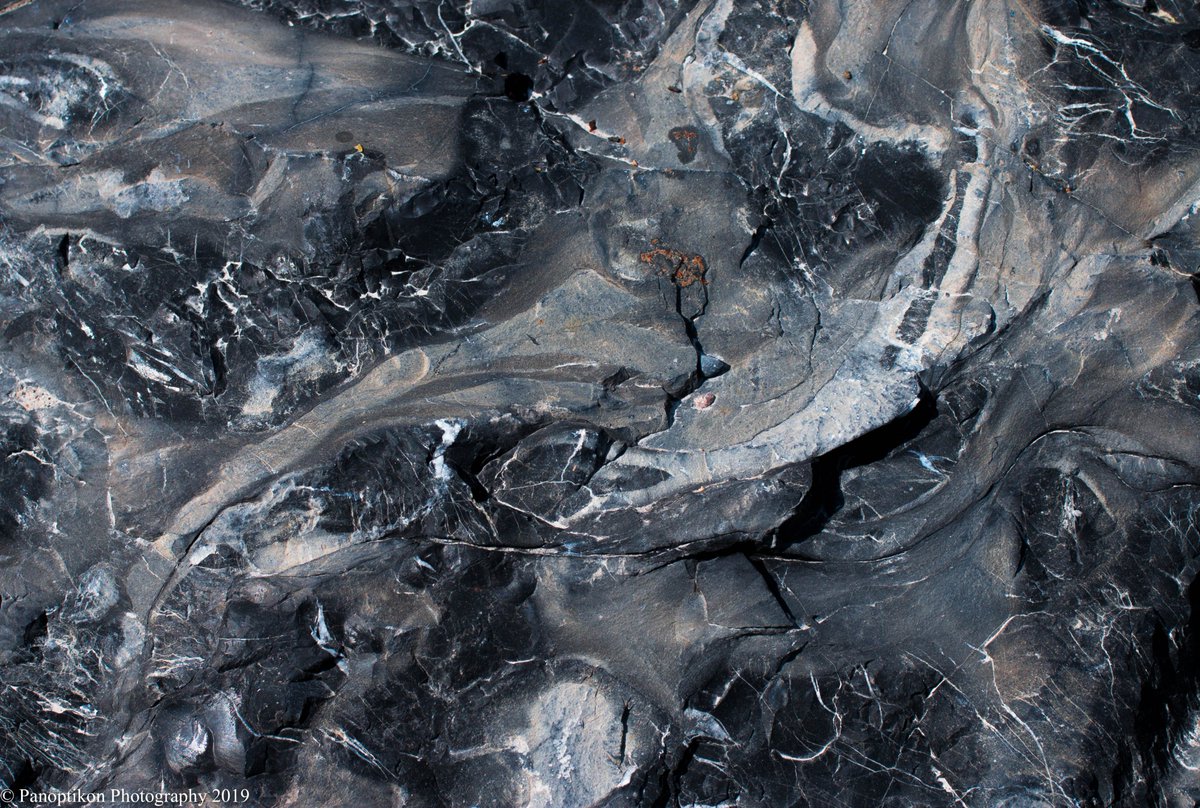 PhotoPanoptikon's tweet image. A couple of photos of stone...

1.  Stone in the Alberta Rockies along the Banff-Jasper Parkway, and...

2.  Water moving over stone in Fox Canyon in Baja California, Mexico.

@PhotoPanoptikon 

#rocks #rock #stone #NaturePhotography #travelphotography #geology