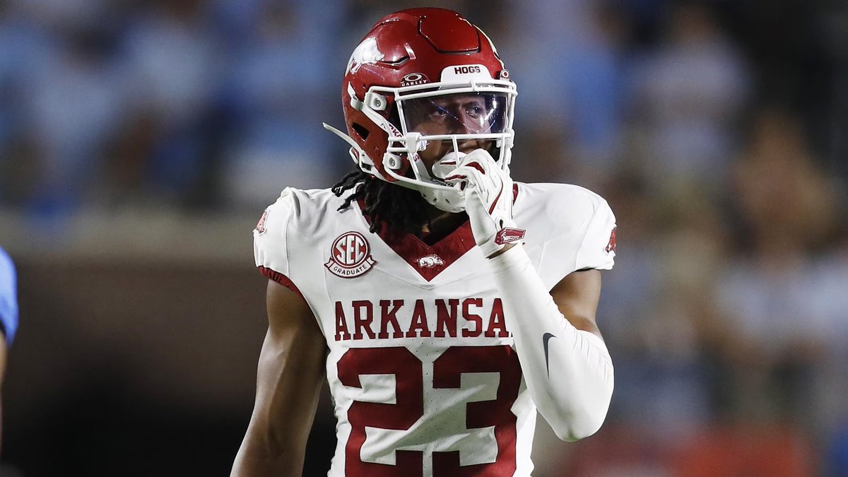 RossUglem's tweet image. Let's do a little #Packers AMA after dark. Hit me with any draft questions. We'll have it brought to you by the draft guide, which you can buy here: draftguide.gumroad.com/l/greenbay26

Drop your questions below: