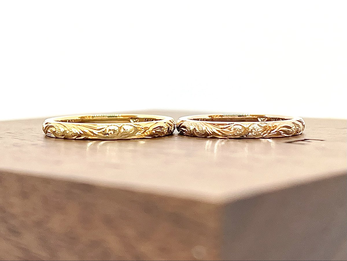 maile_sakae's tweet photo. お客様の特別なご結婚指輪の
ご紹介です💍
細みのリングにお互いの
誕生石をセッティング✨
華やかな波のデザインと
サンドブラストが上品な
ご結婚に仕上がって参りました🌺
#hawaiianjewerly
#MAILE
#結婚指輪
#婚約指輪
#ハワジュ名古屋
https://t.co/Z9Gcc5FeJe https://t.co/vI02MzNooo