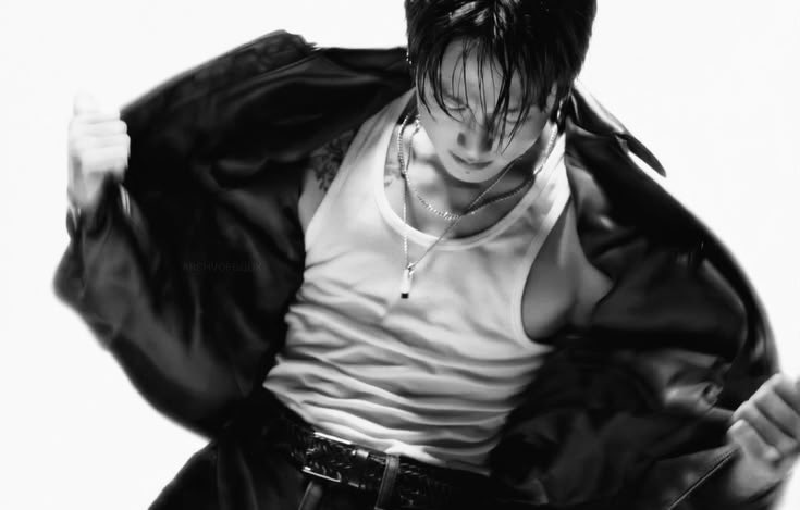 ellie 🪭 VAI VER O BTS 3x tweet media