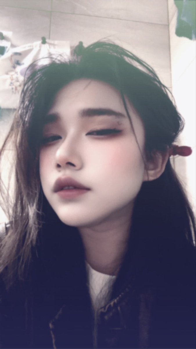 Heichaoloveu's tweet image. 🦊 #wlw #les #喜欢女的 #长发t