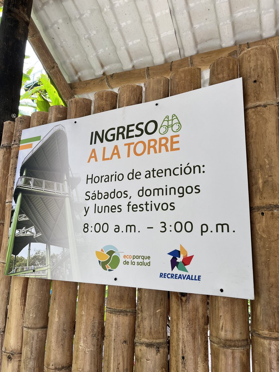 Fun_Univerde's tweet photo. El 22 de abril de 2009, la ONU creó el Día Mundial de la Tierra para buscar  interacción entre nosotros  y la naturaleza para salvar  ecosistemas vitales. Hoy, imágenes del Parque de la Salud en Cali, Colombia.  🇨🇴@GobValle @CvcAmbiental @AlcaldiaDeCali #diamundialdelatierra https://t.co/LqwNw3aDH7
