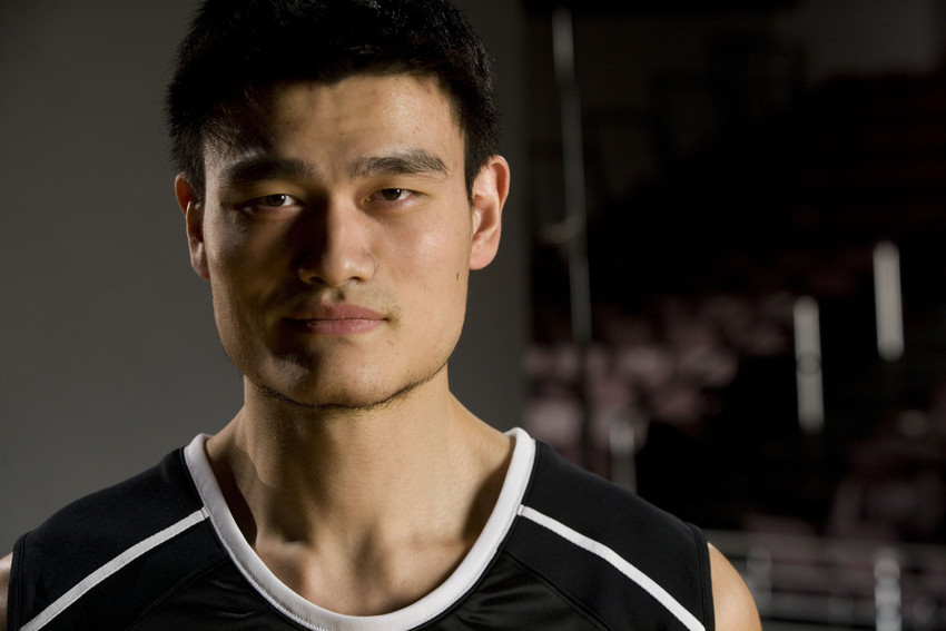 MockGMGS's tweet photo. ESPN REPORT
----
6 minutes into their game against the Bisons, Yins' forward Kai Cenat (@ItsSbeve) broke his right leg and is out for 6 to 8 weeks. This is the third in a series of injuries the Yins have faced. The only uninjured starter, Yee Mingling (@Tremendous_GMGS), was still able to beat the Bison, dropping 36 points and 61 rebounds, which makes him 5th in all-time rebounds in a single game.
