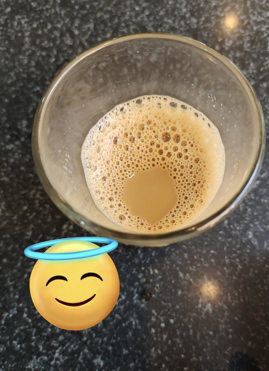 heyrangule's tweet image. #Coffee  thaguthara entra 😹
#Cofeelover. ... Every sip transmit impulse to brain 🤞🏼🤪
