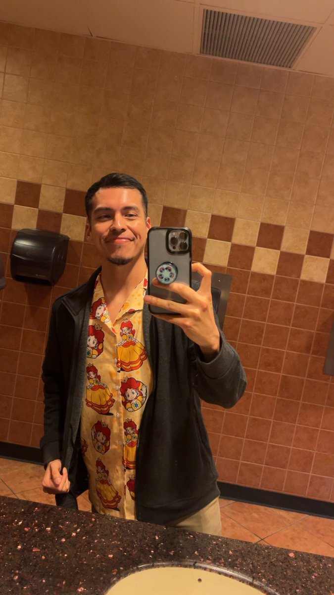 andy8b's tweet photo. Me in 2023 for the first Mario movie and me this year for The Super Mario Galaxy Movie! Always representing my favorite, Daisy! #mariogalaxymovie #princessdaisy https://t.co/uMr3fkEyna