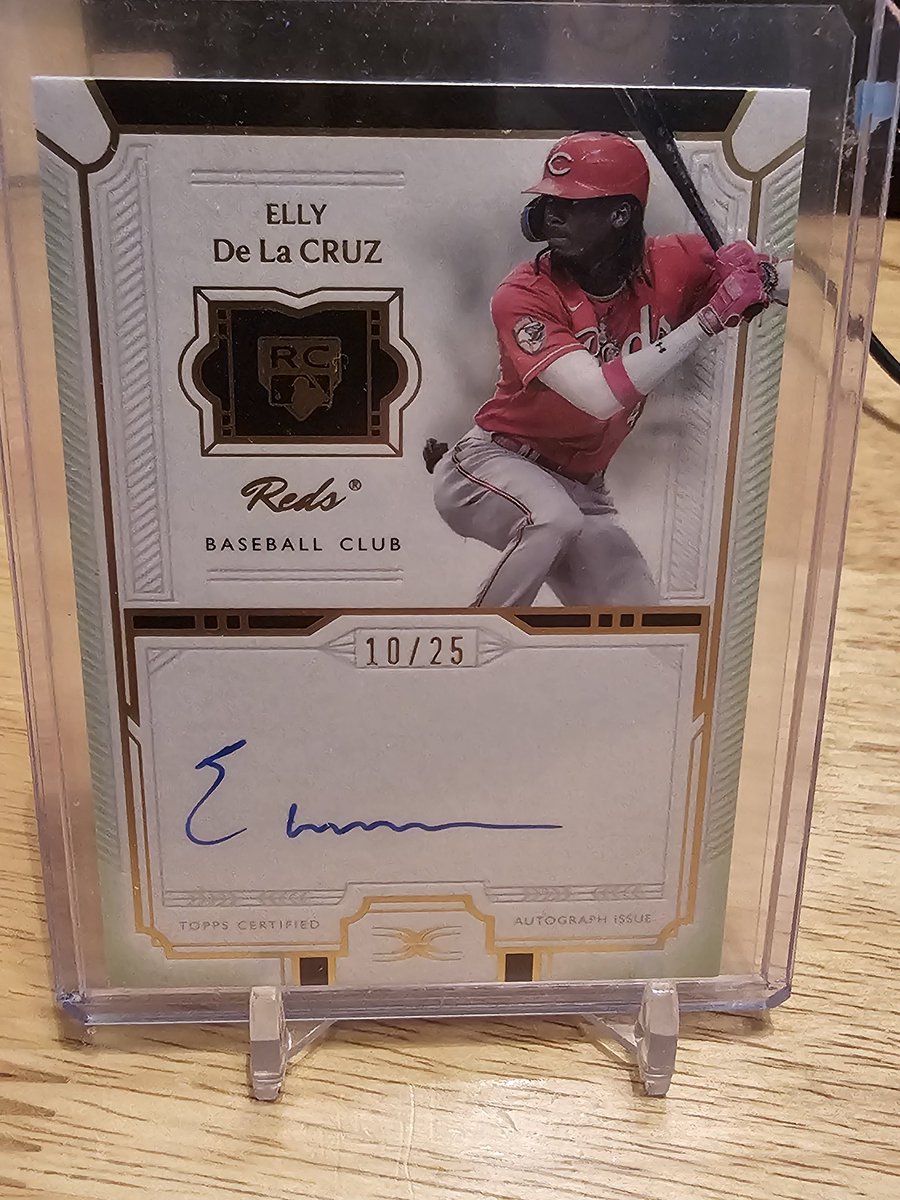 Bow Tie Breaks (Corey Oberthaler) tweet media