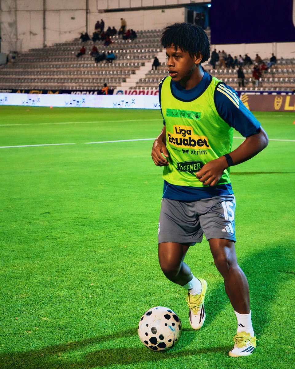 PANCHO MOLESTINA tweet media