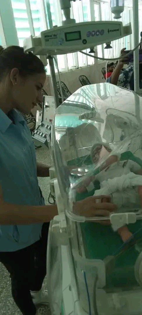 Puertas Abiertas en el Hospital Pediátrico Universitario de Holguín Octavio De la Concepcion de la Pedraja 
Los estudiantes de Medicina, Enfermería y Tecnologías de la Salud 👩‍⚕️👨‍⚕️ participaron en una jornada que reafirma la misión del hospital: formar profesionales comprometidos.