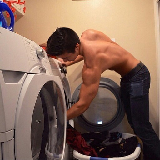 SalzAlan's tweet photo. Laundry Time! Need clean underwear, socks, and a couple of favorite hang-out shirts!
#LaundryTime https://t.co/qY7Nt2DcQJ