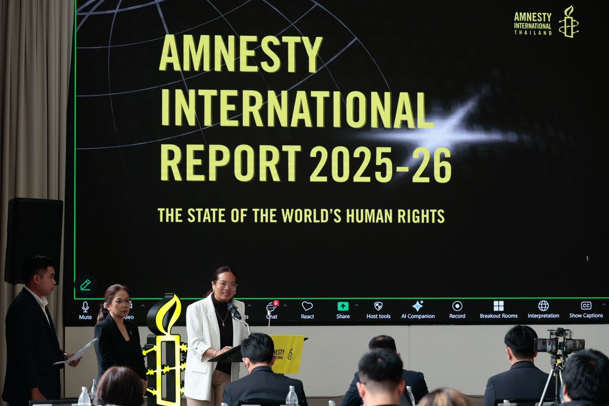AmnestyThailand's tweet image. 📸 ประมวลภาพบรรยากาศรายงานสถานการณ์สิทธิมนุษยชนทั่วโลก ประจำปี 2568/69 เมื่อโลกกำลังถูกท้าทาย และมนุษยชาติกำลังถูกตั้งคำถาม

📖 อ่านรายงานสถานการณ์สิทธิมนุษยชนฉบับเต็ม
ภาษาไทย : bit.ly/4vDVytN
ภาษาอังกฤษ : bit.ly/4thUQ3L

#Amnesty #HumanRights #AIR26