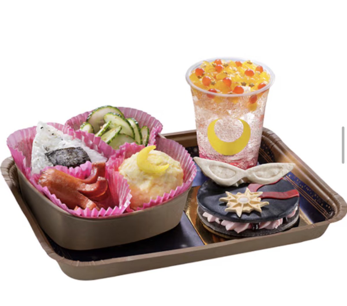 Ochibawolf's tweet photo. The images are coming in of the food for SAILOR MOON at FanFest Nights!
https://t.co/NjkjDDmsF9 https://t.co/3kfrkwQQza