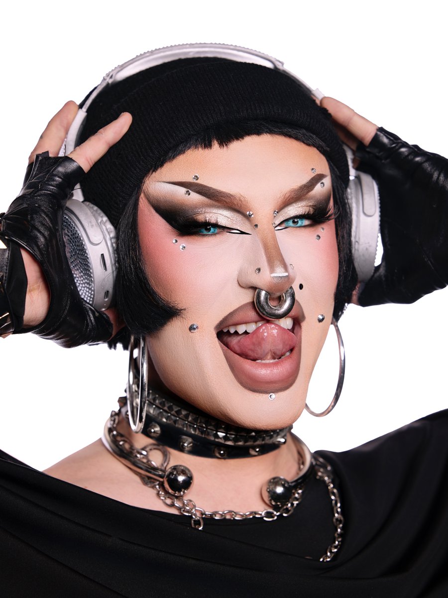 the drag series tweet media