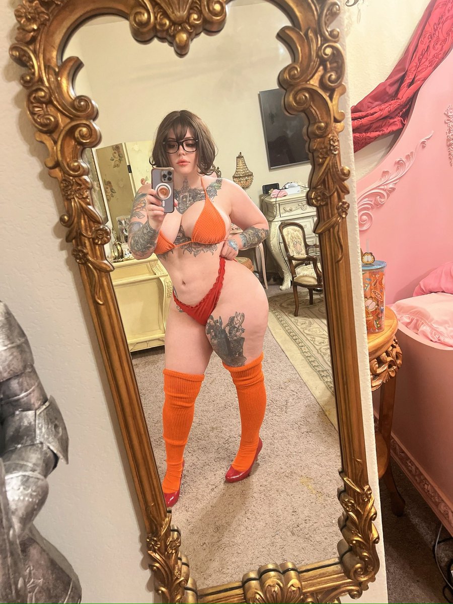 Heavenlee tweet media