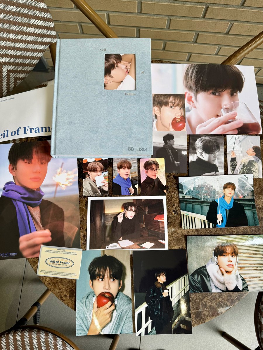 BB_lism's tweet photo. จบการรีวิว Photobook จองอู 1 เล่ม ได้ของบนโต๊ะนี้ทั้งหมด ในเล่มรูปเยอะมาก น่ารักทุกรูป คุ้มค่าแก่การเก็บ 🥺🩷🐶 https://t.co/wou3Q7M5WU