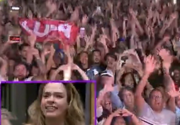 Ana Paula vendo a bandeira do Lula na sua torcida:

“GOSTEI DO QUE EU VI”. #BBB26