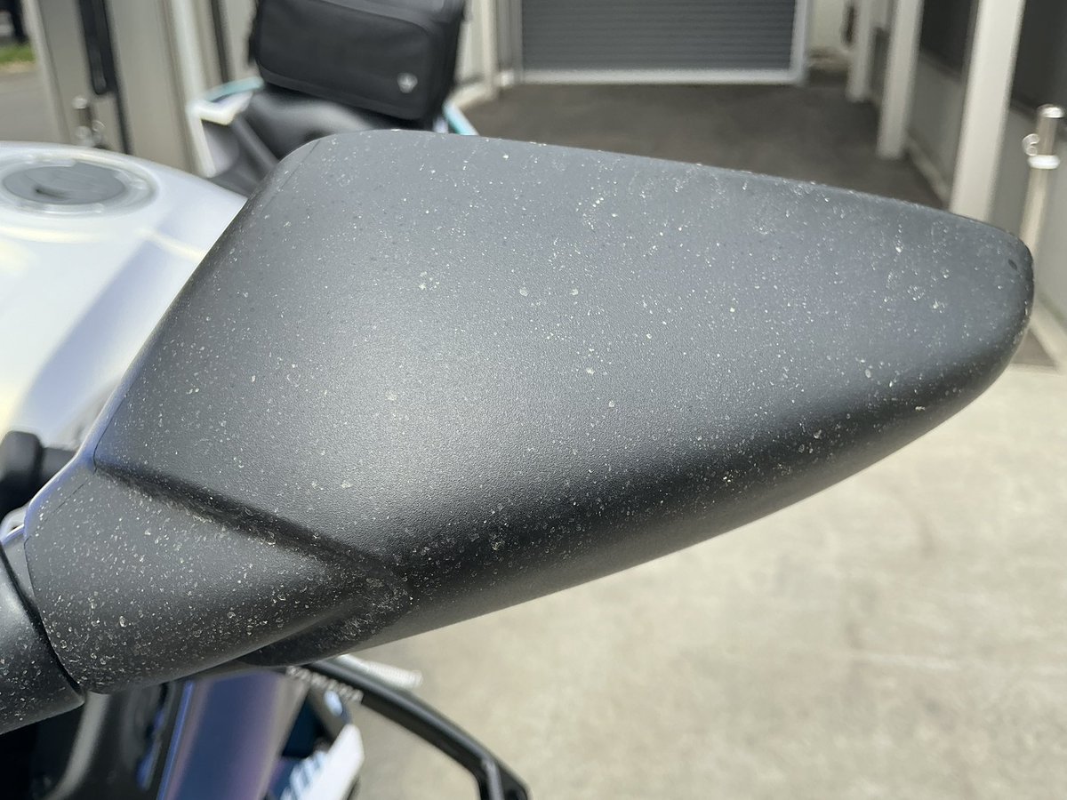 れいけん tweet media