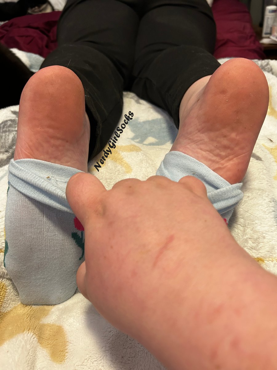 NerdyGirlSocks tweet media