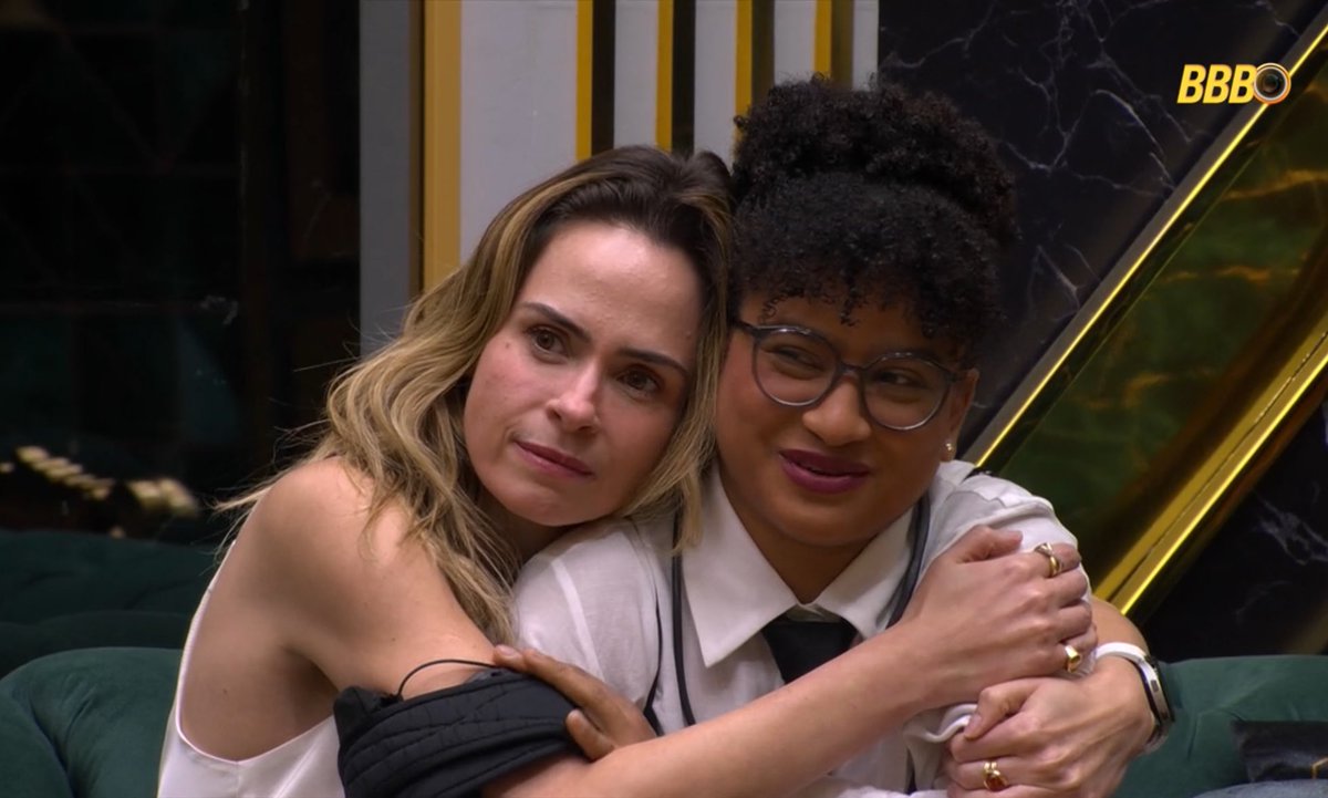 renaulttz's tweet photo. COMEÇOU COM ELAS E ESTÁ TERMINANDO COM ELAS 😭❤️‍🩹 #bbb26 https://t.co/tSVjiBz4jy