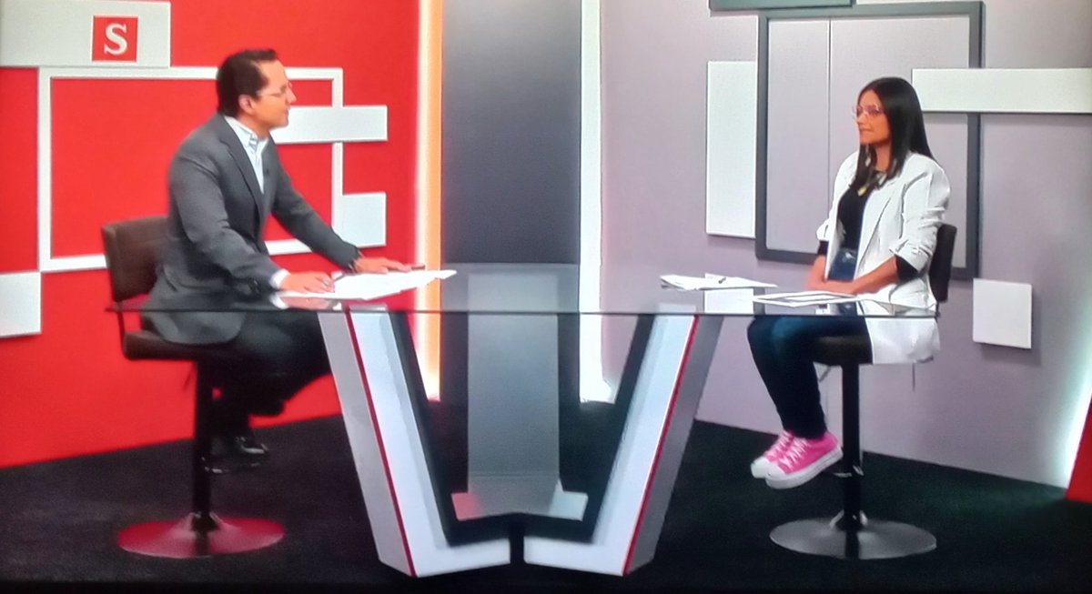 #ATENCIÓN "En la Casa de Nariño hay un juego por el poder y el dinero", dice Angie Rodríguez, directora del Fondo de Adaptación en entrevista a <a href="/YesidLancheros/">Yesid Lancheros</a> en la <a href="/RevistaSemana/">Revista Semana</a>