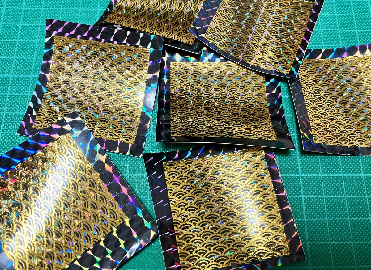 saitohtamiko's tweet image. 扇プリズム(誤)✨✨✨

#WIP 

#hotstamping 
#stickers 
#handmadesticker