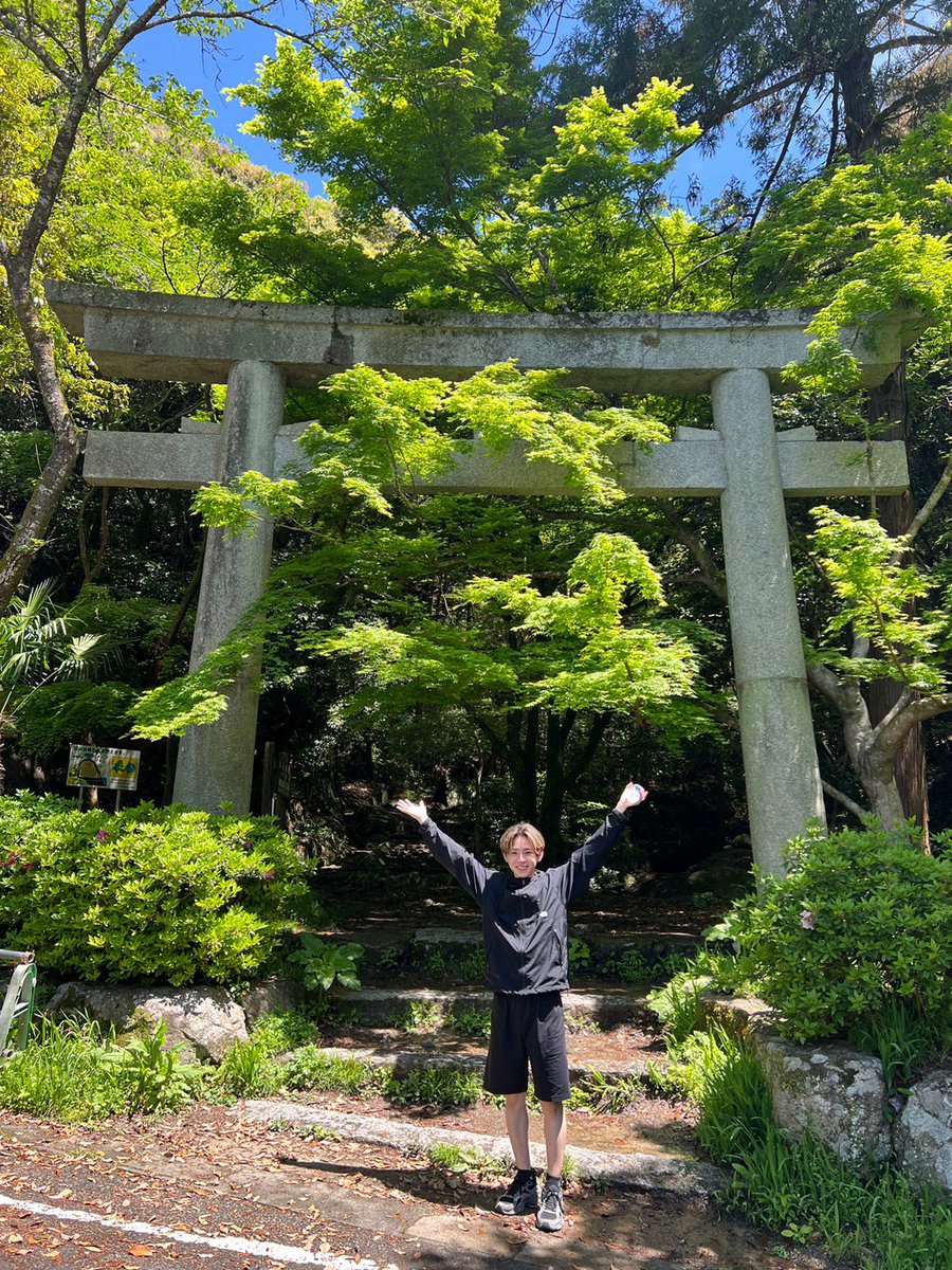 IXAØN【member】 tweet media