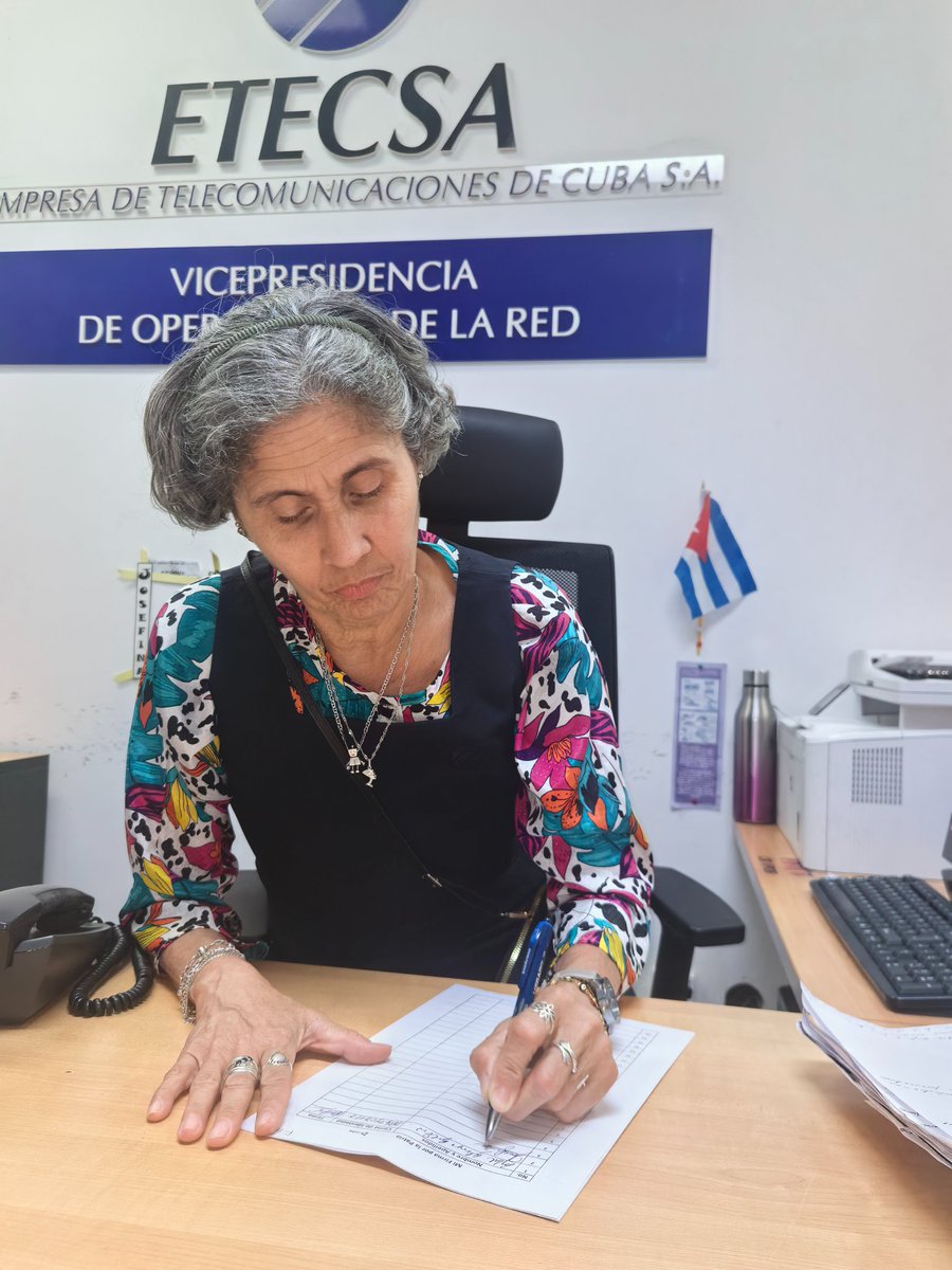 AlonsoSybel's tweet photo. ¡En #Cuba, apoyamos el proceso #MiFirmaPorLaPatria y ratificamos desde #OperacionesDeRed nuestra contundente respuesta a las amenazas del presidente de EE.UU.! 🇨🇺✊ Por la dignidad y soberanía de la isla. https://t.co/u7Nheaowk2