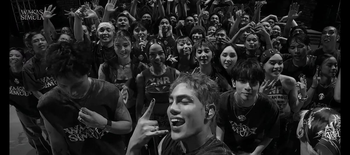 ⋆ 𝖝𝖎𝖓 𖦹°‧★ tweet media